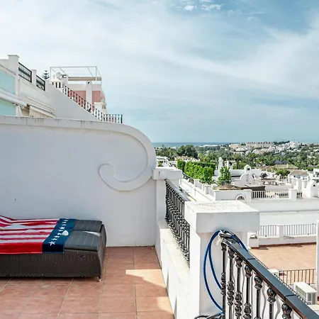 Charming 3-bedroom Townhouse In Aloha Pueblo With Breathtaking Views Holiday home