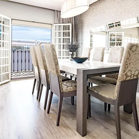 Charming 3-bedroom Townhouse In Aloha Pueblo With Breathtaking Views Holiday home