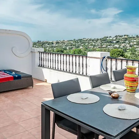 Charming 3-bedroom Townhouse In Aloha Pueblo With Breathtaking Views