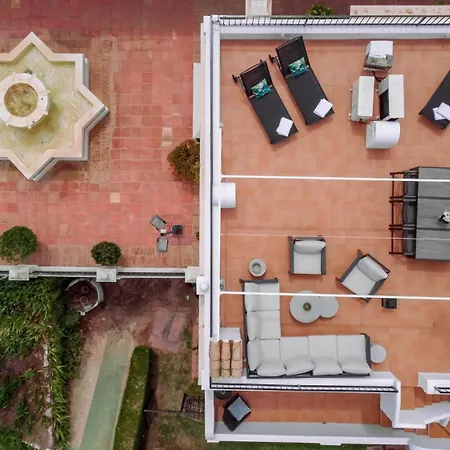Charming 3-bedroom Townhouse In Aloha Pueblo With Breathtaking Views Marbella
