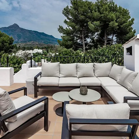 Charming 3-bedroom Townhouse In Aloha Pueblo With Breathtaking Views