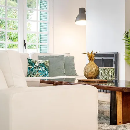 Charming 3-bedroom Townhouse In Aloha Pueblo With Breathtaking Views Marbella